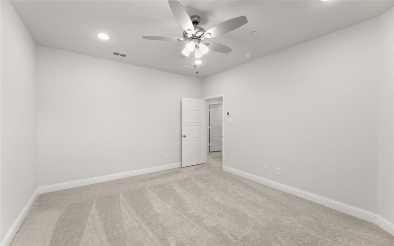 3061 Tall Pine, Corinth, TX 76210, 3 Bedrooms Bedrooms, ,2 BathroomsBathrooms,Residential,For Sale,3061 Tall Pine,20830840