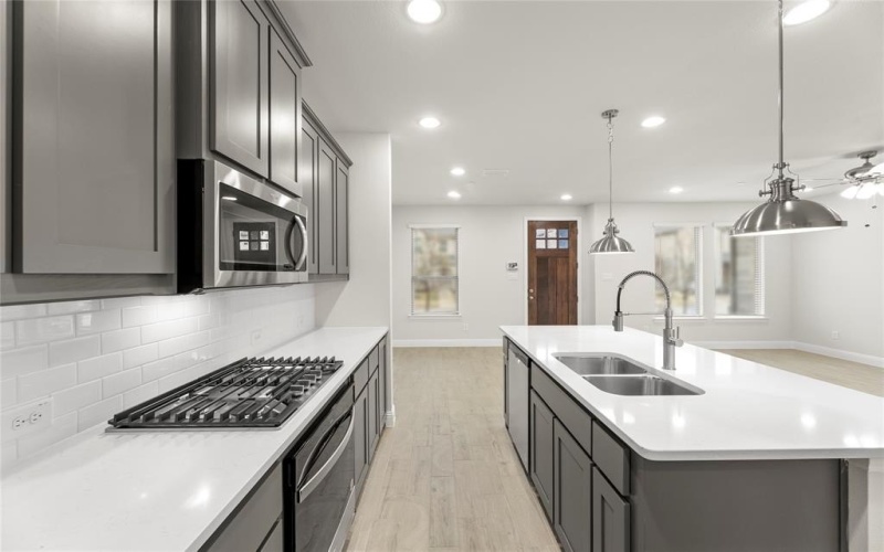 3045 Tall Pine, Corinth, TX 76210, 3 Bedrooms Bedrooms, ,2 BathroomsBathrooms,Residential,For Sale,3045 Tall Pine,20830859