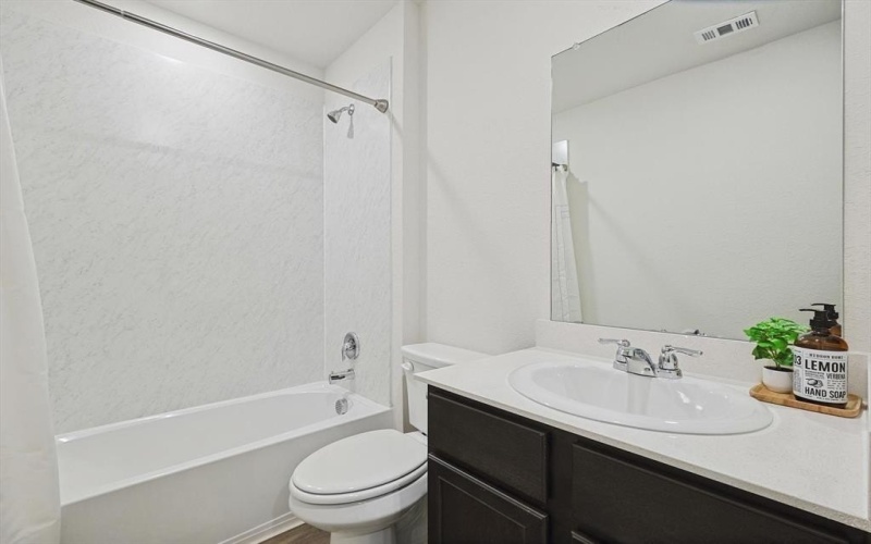 13109 Enclave Parkway, Providence Village, TX 76227, 4 Bedrooms Bedrooms, ,2 BathroomsBathrooms,Residential,For Sale,13109 Enclave Parkway,20834798