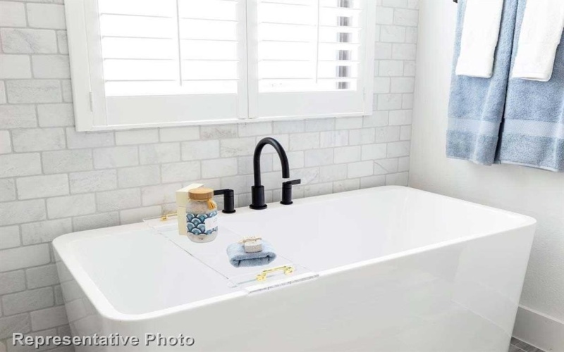 736 Bridle Path Parkway, Aubrey, TX 76227, 4 Bedrooms Bedrooms, ,3 BathroomsBathrooms,Residential,For Sale,736 Bridle Path Parkway,20834819