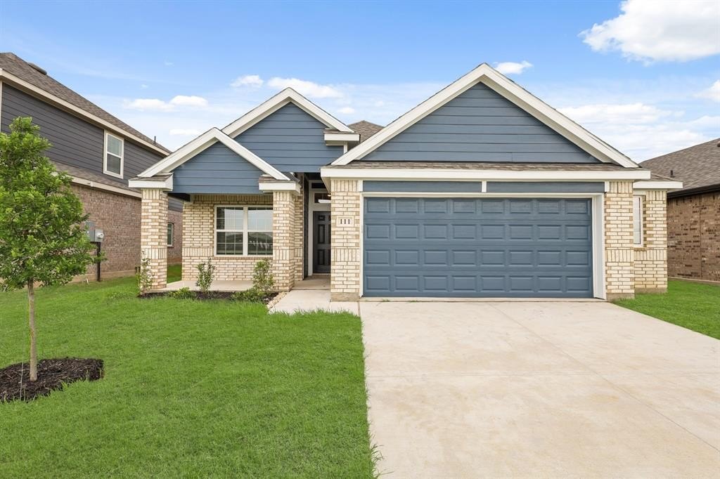 111 Driftwood Drive, Cleburne, TX 76031, 3 Bedrooms Bedrooms, ,2 BathroomsBathrooms,Residential,For Sale,111 Driftwood Drive,20834932
