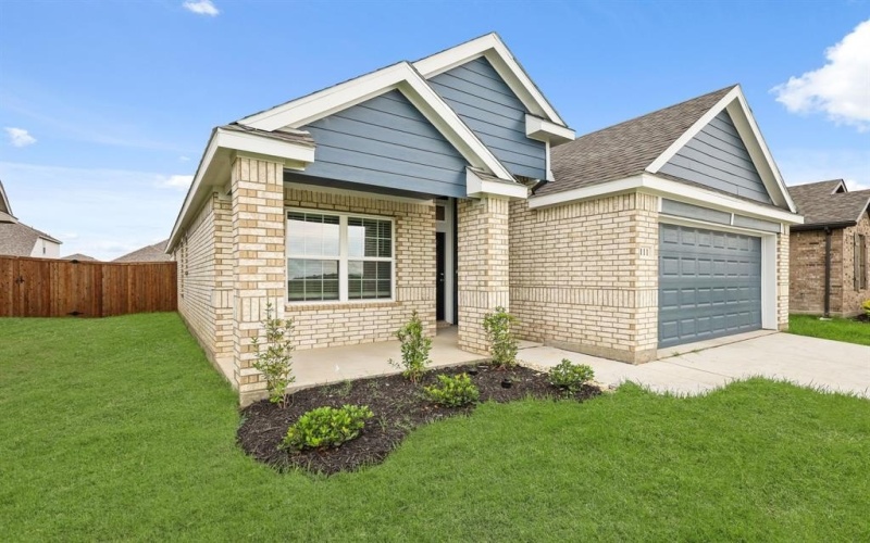 111 Driftwood Drive, Cleburne, TX 76031, 3 Bedrooms Bedrooms, ,2 BathroomsBathrooms,Residential,For Sale,111 Driftwood Drive,20834932