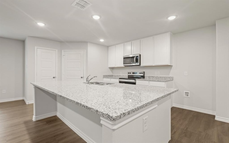 111 Driftwood Drive, Cleburne, TX 76031, 3 Bedrooms Bedrooms, ,2 BathroomsBathrooms,Residential,For Sale,111 Driftwood Drive,20834932