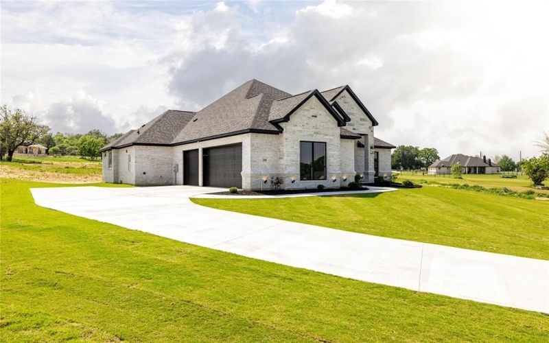 208 Ash Court, Weatherford, TX 76085, 3 Bedrooms Bedrooms, ,2 BathroomsBathrooms,Residential,For Sale,208 Ash Court,20835044