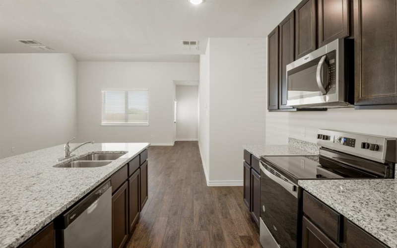 7809 White Spruce Lane, Fort Worth, TX 76123, 4 Bedrooms Bedrooms, ,2 BathroomsBathrooms,Residential,For Sale,7809 White Spruce Lane,20835382