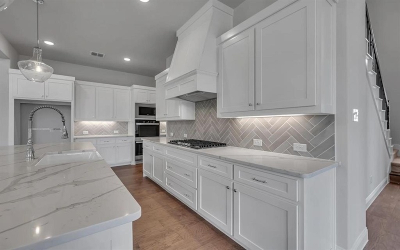 2301 Hawk Meadow Court, Mansfield, TX 76063, 4 Habitaciones Habitaciones , ,5 BañosBaños,Residential,En Venta,2301 Hawk Meadow Court,20835601