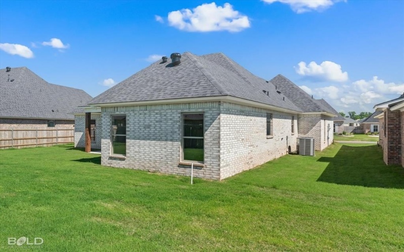 5132 Tensas, Bossier City, LA 71111, 4 Habitaciones Habitaciones , ,3 BañosBaños,Residential,En Venta,5132 Tensas,20835614