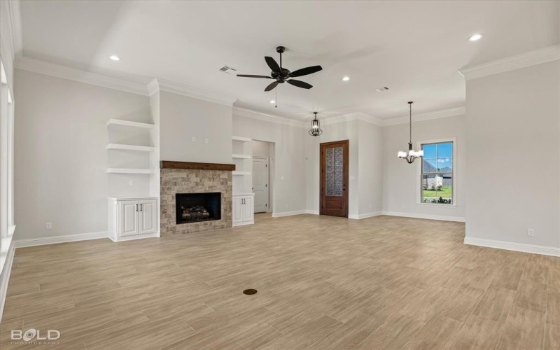5132 Tensas, Bossier City, LA 71111, 4 Habitaciones Habitaciones , ,3 BañosBaños,Residential,En Venta,5132 Tensas,20835614