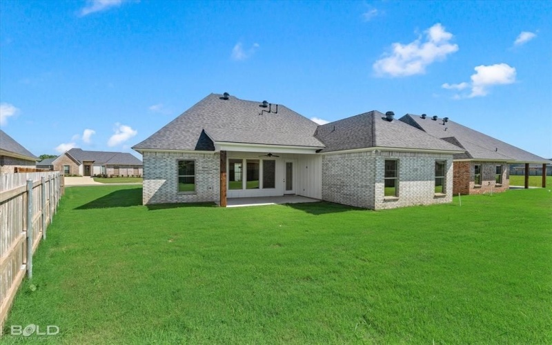 5132 Tensas, Bossier City, LA 71111, 4 Habitaciones Habitaciones , ,3 BañosBaños,Residential,En Venta,5132 Tensas,20835614