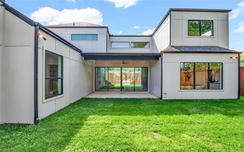 6923 Inverness Lane, Dallas, TX 75214, 5 Habitaciones Habitaciones , ,6 BañosBaños,Residential,En Venta,6923 Inverness Lane,20835725