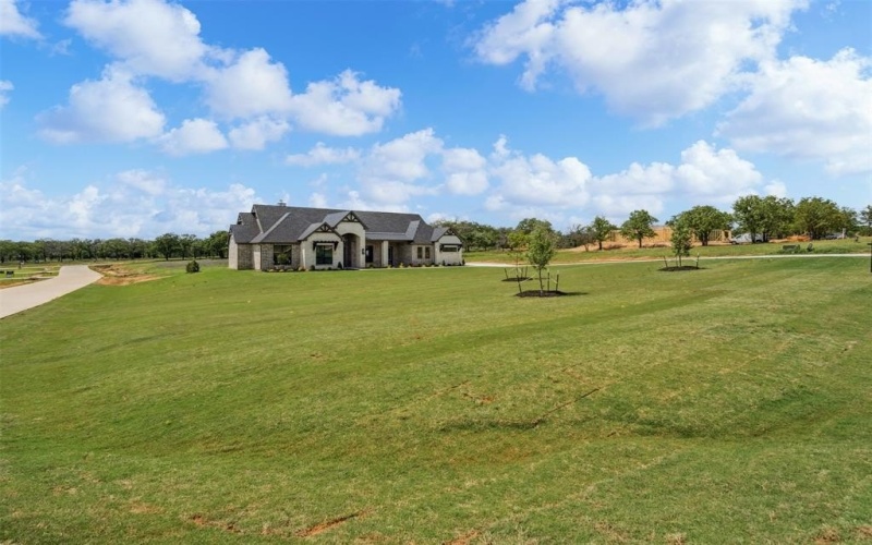 1027 Estancia Boulevard, Weatherford, TX 76088, 4 Habitaciones Habitaciones , ,3 BañosBaños,Residential,En Venta,1027 Estancia Boulevard,20835938