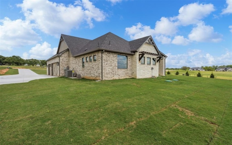 1027 Estancia Boulevard, Weatherford, TX 76088, 4 Habitaciones Habitaciones , ,3 BañosBaños,Residential,En Venta,1027 Estancia Boulevard,20835938