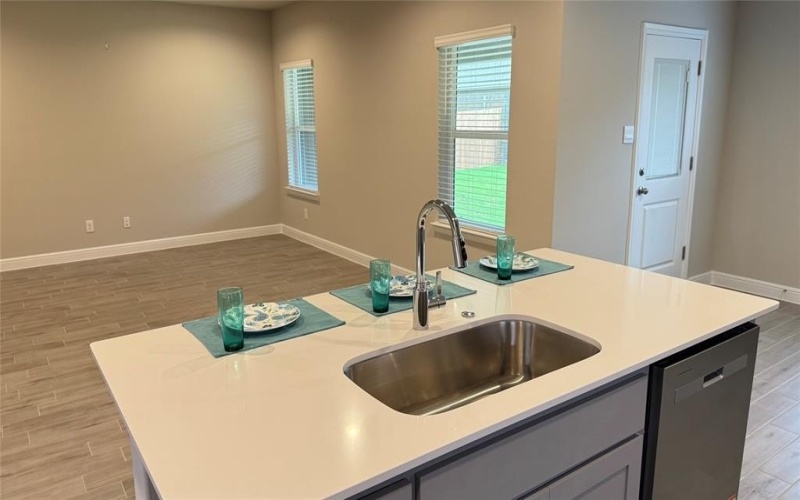 1744 RIVER BEND Road, Burleson, TX 76028, 4 Bedrooms Bedrooms, ,2 BathroomsBathrooms,Residential,For Sale,1744 RIVER BEND Road,20836104