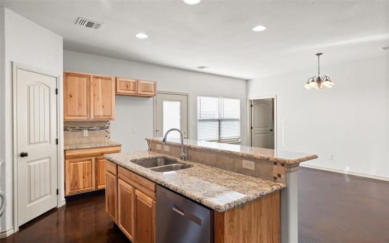 5441 Tin Top Highway, Granbury, TX 76048, 3 Bedrooms Bedrooms, ,2 BathroomsBathrooms,Residential,For Sale,5441 Tin Top Highway,20836170