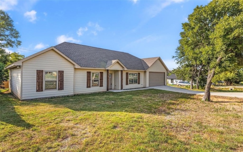 5441 Tin Top Highway, Granbury, TX 76048, 3 Bedrooms Bedrooms, ,2 BathroomsBathrooms,Residential,For Sale,5441 Tin Top Highway,20836170