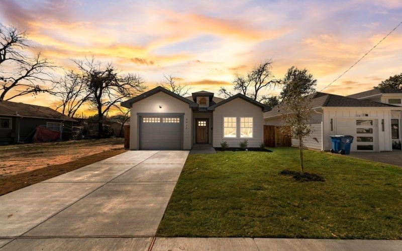 3911 Diamond Avenue, Dallas, TX 75215, 3 Bedrooms Bedrooms, ,2 BathroomsBathrooms,Residential,For Sale,3911 Diamond Avenue,20834194