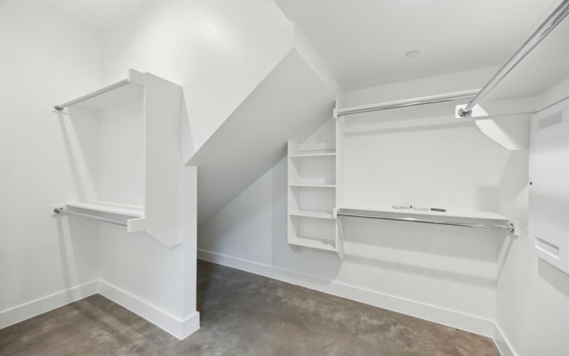 2138 Lovedale Avenue #105, Dallas, TX 75235, 1 Bedroom Bedrooms, ,1 BathroomBathrooms,Residential,For Sale,2138 Lovedale Avenue,20834503
