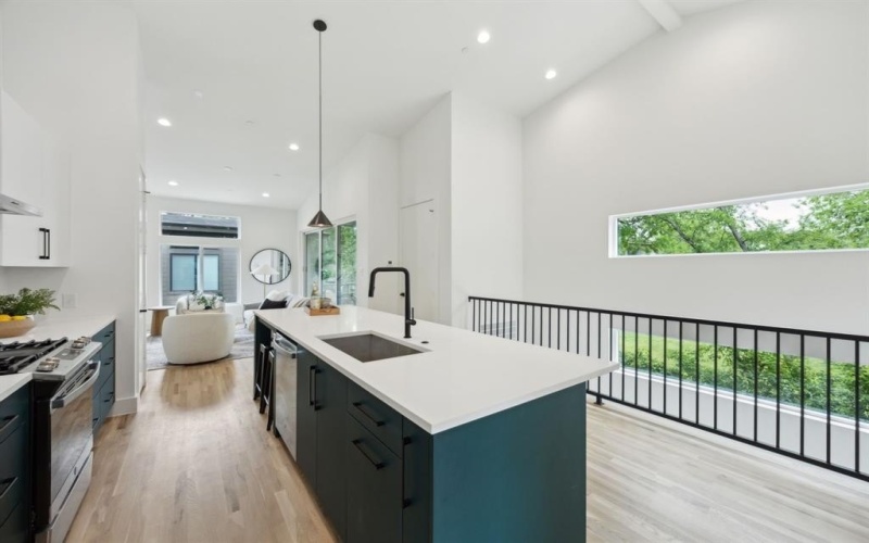2138 Lovedale Avenue #105, Dallas, TX 75235, 1 Bedroom Bedrooms, ,1 BathroomBathrooms,Residential,For Sale,2138 Lovedale Avenue,20834503