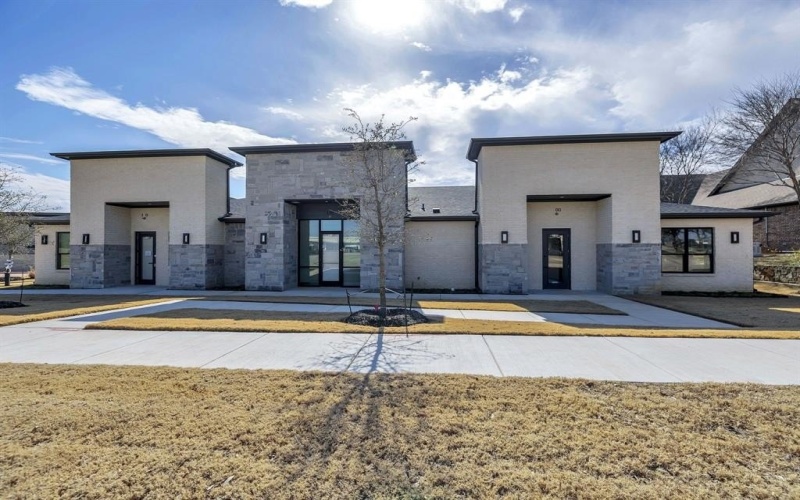 1701 Fountainview Drive, Mansfield, TX 76063, ,Other,For Sale,1701 Fountainview Drive,20834554