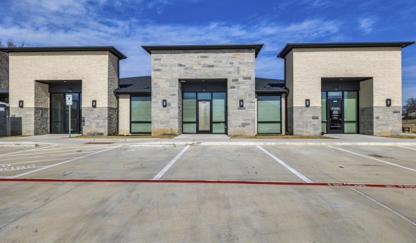 1701 Fountainview Drive, Mansfield, TX 76063, ,Other,For Sale,1701 Fountainview Drive,20834554