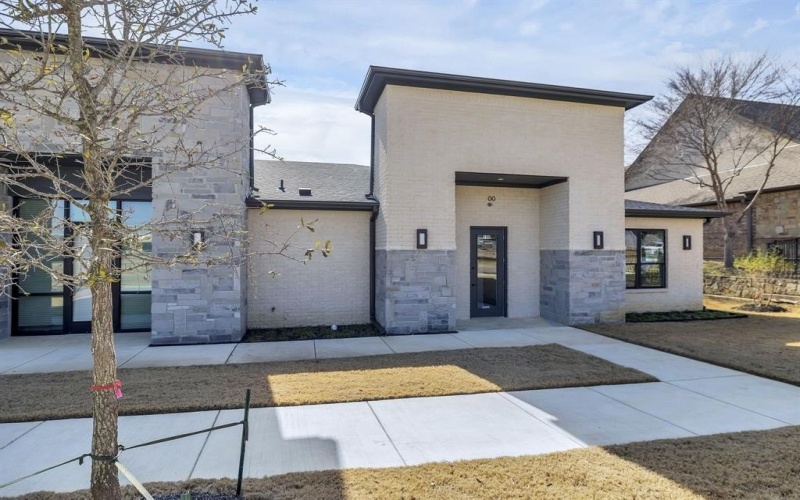 1701 Fountainview Drive, Mansfield, TX 76063, ,Other,For Sale,1701 Fountainview Drive,20834554