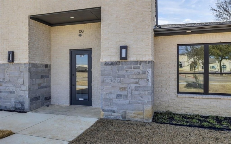 1701 Fountainview Drive, Mansfield, TX 76063, ,Other,For Sale,1701 Fountainview Drive,20834554