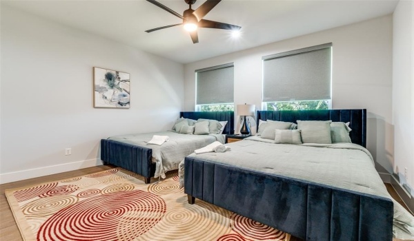 809 Bayonne Street, Dallas, TX 75212, 11 Bedrooms Bedrooms, ,8 BathroomsBathrooms,Residential Multi Family,For Sale,809 Bayonne Street,20834690