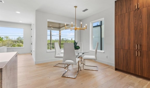 1432 Canada Drive, Dallas, TX 75212, 4 Habitaciones Habitaciones , ,3 BañosBaños,Residential,En Venta,1432 Canada Drive,20834701