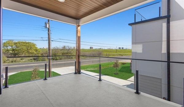 1432 Canada Drive, Dallas, TX 75212, 4 Habitaciones Habitaciones , ,3 BañosBaños,Residential,En Venta,1432 Canada Drive,20834701