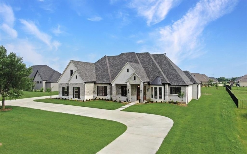 121 Ford Court, Weston, TX 75009, 6 Bedrooms Bedrooms, ,6 BathroomsBathrooms,Residential,For Sale,121 Ford Court,20840946