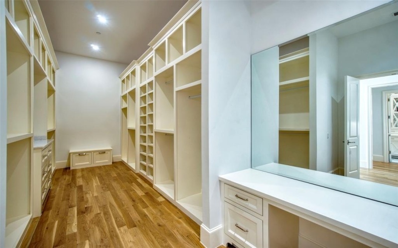 4206 Woodfin Drive, Dallas, TX 75220, 5 Habitaciones Habitaciones , ,7 BañosBaños,Residential,En Venta,4206 Woodfin Drive,20838081