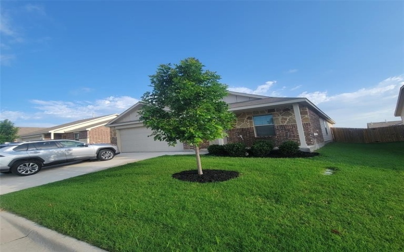 400 Frio Pass Trail, Fort Worth, TX 76052, 3 Bedrooms Bedrooms, ,2 BathroomsBathrooms,Residential,For Sale,400 Frio Pass Trail,20838374