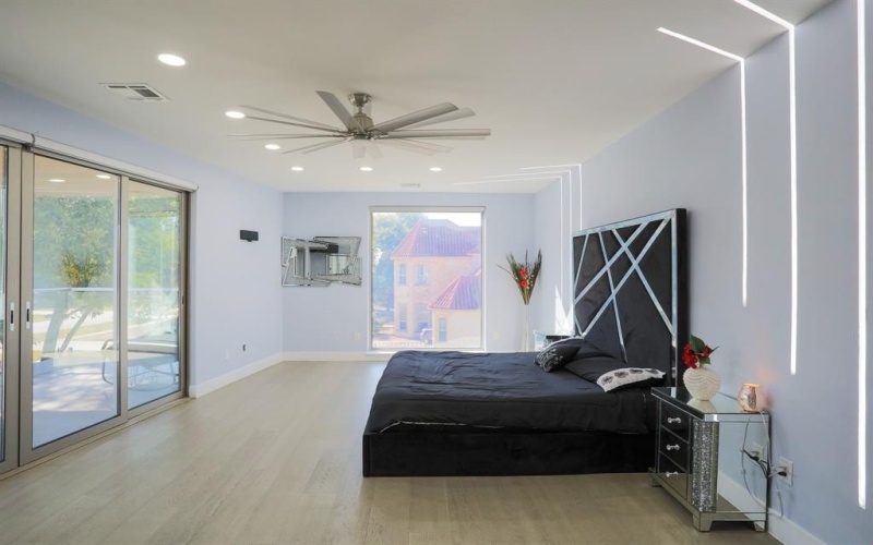1719 Right Field Court, Cedar Hill, TX 75104, 4 Bedrooms Bedrooms, ,5 BathroomsBathrooms,Residential,For Sale,1719 Right Field Court,20838412