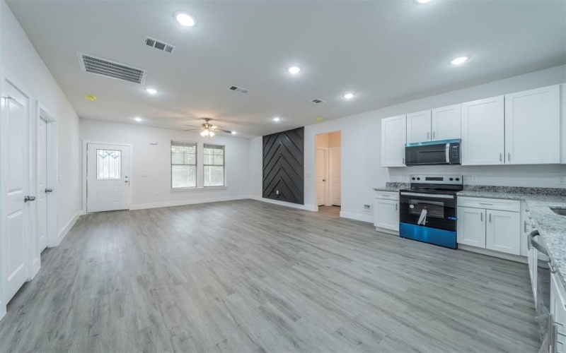 299 Harris Boulevard, Malakoff, TX 75148, 3 Bedrooms Bedrooms, ,2 BathroomsBathrooms,Residential,For Sale,299 Harris Boulevard,20841497