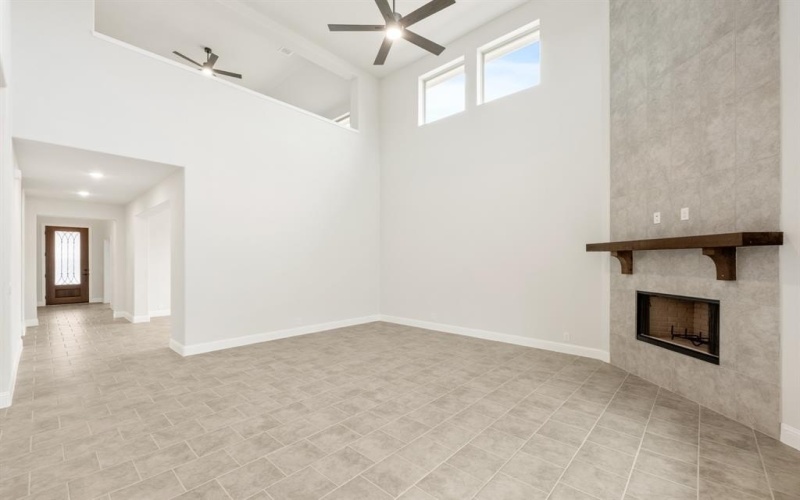 1013 Emerald Trace Drive, Justin, TX 76247, 6 Habitaciones Habitaciones , ,6 BañosBaños,Residential,En Venta,1013 Emerald Trace Drive,20838464
