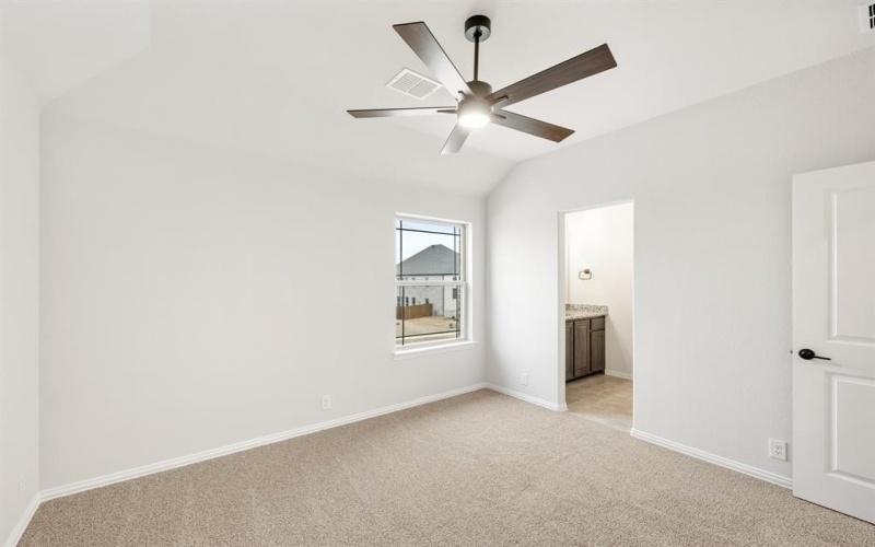1013 Emerald Trace Drive, Justin, TX 76247, 6 Habitaciones Habitaciones , ,6 BañosBaños,Residential,En Venta,1013 Emerald Trace Drive,20838464