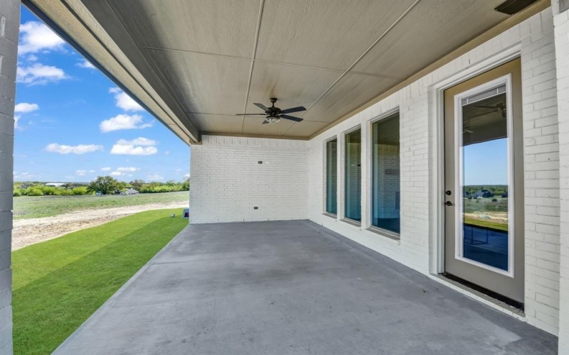 1028 Lilly Lane, Peaster, TX 76088, 5 Bedrooms Bedrooms, ,3 BathroomsBathrooms,Residential,For Sale,1028 Lilly Lane,20838485