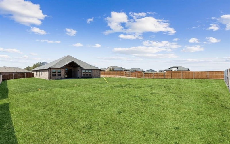 204 Bristol Lane, Azle, TX 76020, 4 Habitaciones Habitaciones , ,3 BañosBaños,Residential,En Venta,204 Bristol Lane,20838494