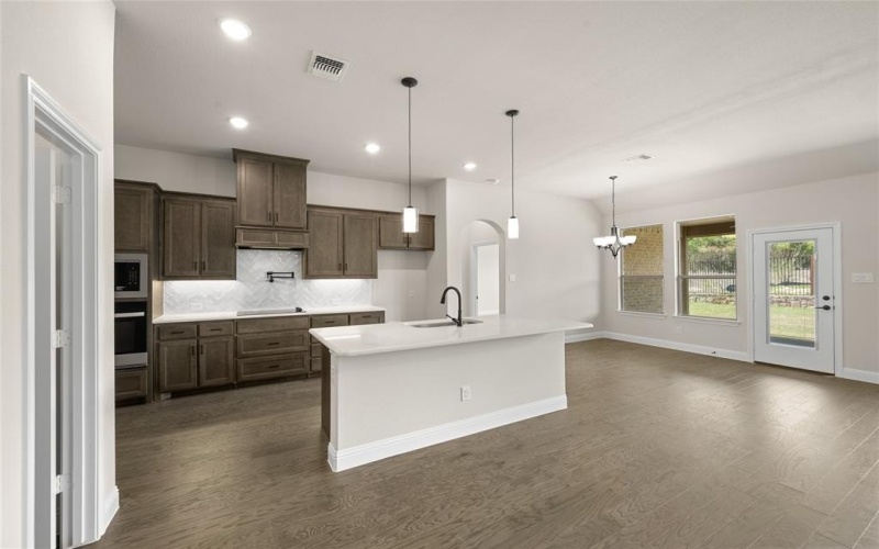 921 Winecup, Midlothian, TX 76065, 3 Habitaciones Habitaciones , ,2 BañosBaños,Residential,En Venta,921 Winecup,20838514