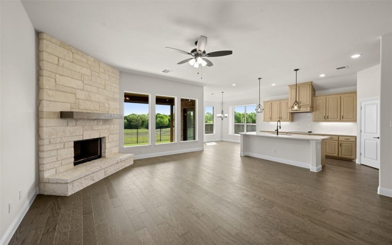 718 Winecup Way, Midlothian, TX 76065, 4 Habitaciones Habitaciones , ,2 BañosBaños,Residential,En Venta,718 Winecup Way,20838587