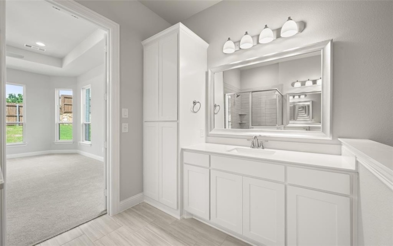 1000 Tall Meadow, Mansfield, TX 76063, 4 Habitaciones Habitaciones , ,3 BañosBaños,Residential,En Venta,1000 Tall Meadow,20838639