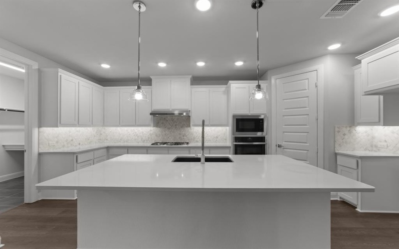 1012 Violet Drive, Crowley, TX 76036, 4 Bedrooms Bedrooms, ,3 BathroomsBathrooms,Residential,For Sale,1012 Violet Drive,20841887