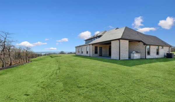 1513 Hilltop Road, Azle, TX 76020, 4 Bedrooms Bedrooms, ,6 BathroomsBathrooms,Residential,For Sale,1513 Hilltop Road,20838894
