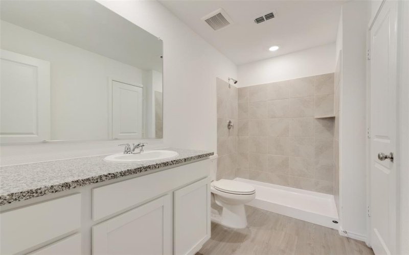 1600 Crested Way, Fort Worth, TX 76140, 3 Bedrooms Bedrooms, ,2 BathroomsBathrooms,Residential,For Sale,1600 Crested Way,20838896