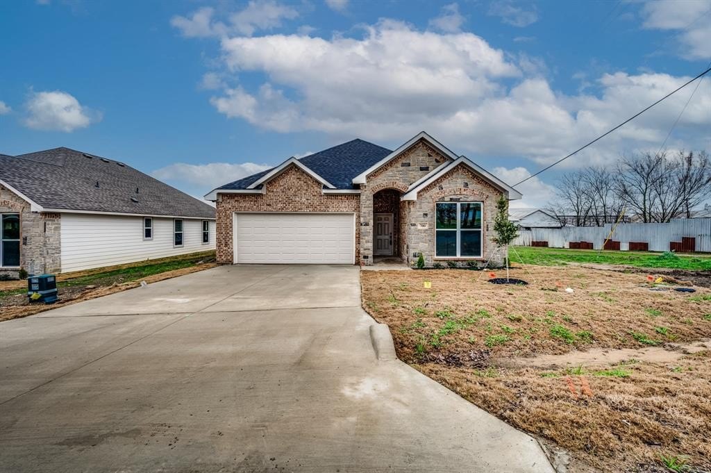 700 N Church Street, Ferris, TX 75125, 3 Bedrooms Bedrooms, ,2 BathroomsBathrooms,Residential,For Sale,700 N Church Street,20842059