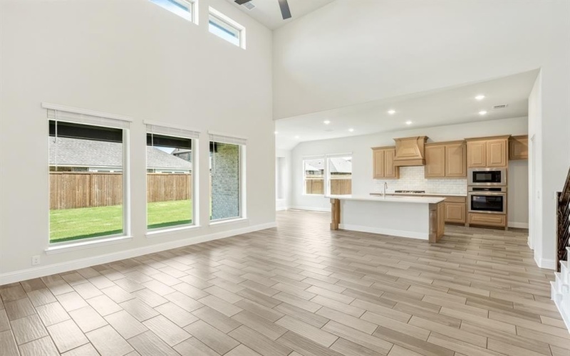 2406 Hagen Drive, Mansfield, TX 76084, 4 Habitaciones Habitaciones , ,5 BañosBaños,Residential,En Venta,2406 Hagen Drive,20839023