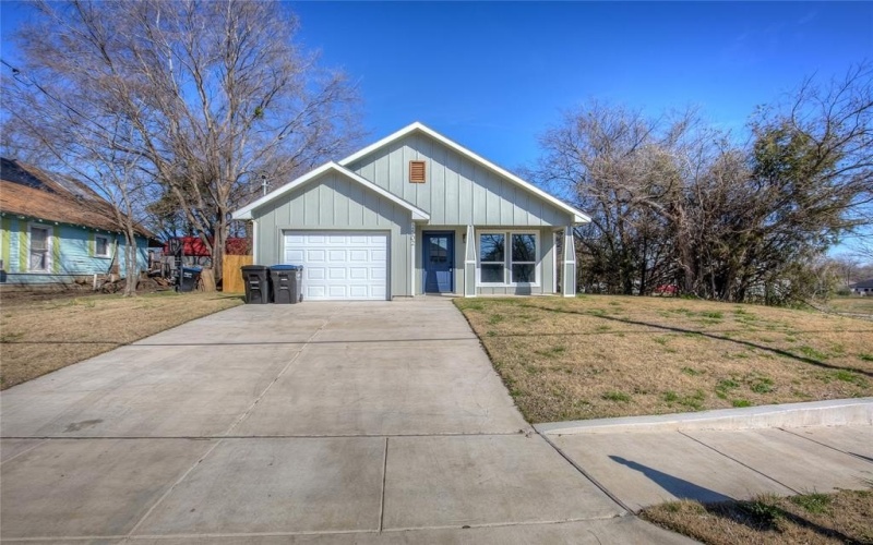 2502 Polk Street, Greenville, TX 75401, 3 Bedrooms Bedrooms, ,2 BathroomsBathrooms,Residential,For Sale,2502 Polk Street,20839219