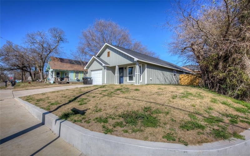2502 Polk Street, Greenville, TX 75401, 3 Bedrooms Bedrooms, ,2 BathroomsBathrooms,Residential,For Sale,2502 Polk Street,20839219