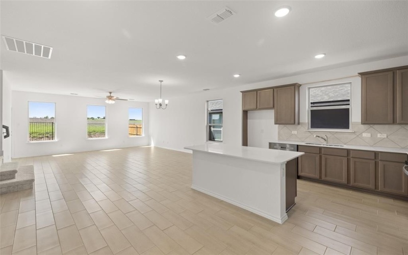 3028 Brittlebush Drive, Fort Worth, TX 76108, 5 Bedrooms Bedrooms, ,3 BathroomsBathrooms,Residential,For Sale,3028 Brittlebush Drive,20839461