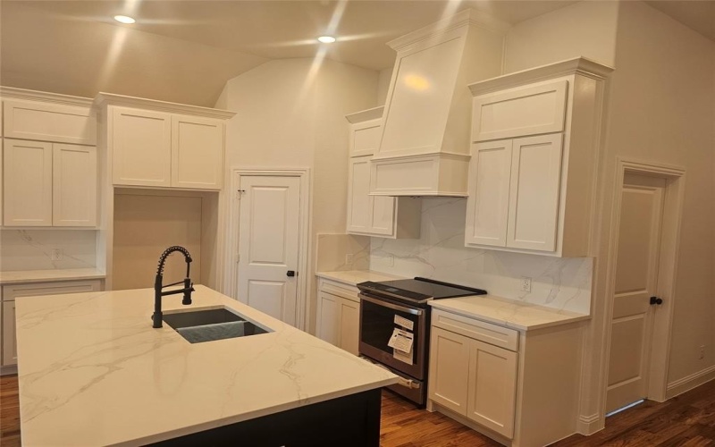 3410 Dobbins Road, Corsicana, TX 75110, 4 Bedrooms Bedrooms, ,2 BathroomsBathrooms,Residential,For Sale,3410 Dobbins Road,20839484